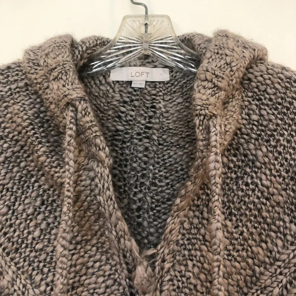 🍁LOFT Cream Knit Bohemian Poncho Sweater XS/S - Picture 3 of 7